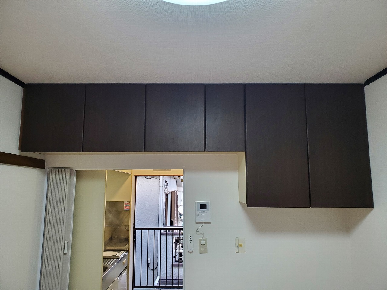 収納　居室にある上部収納になります。