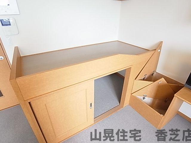 その他設備　ベッドもあってすぐに住めちゃう♪