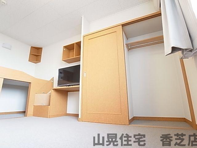 収納　クローゼットもあっちリでお部屋も広々つかえちゃう