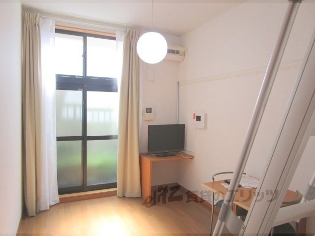 居室・リビング　洋室