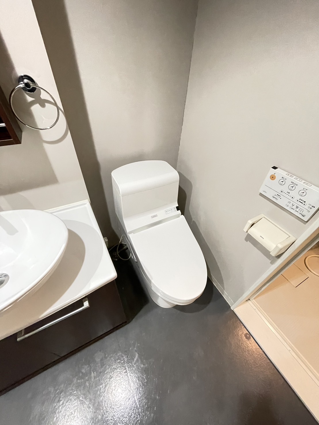 シャイニー西舞子のトイレ写真