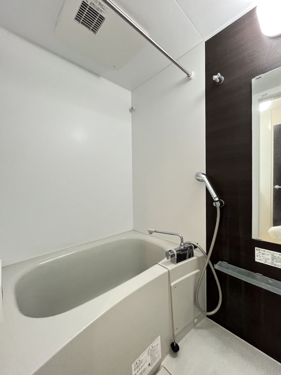 バス・シャワールーム　●浴室乾燥機、追焚き付きです！