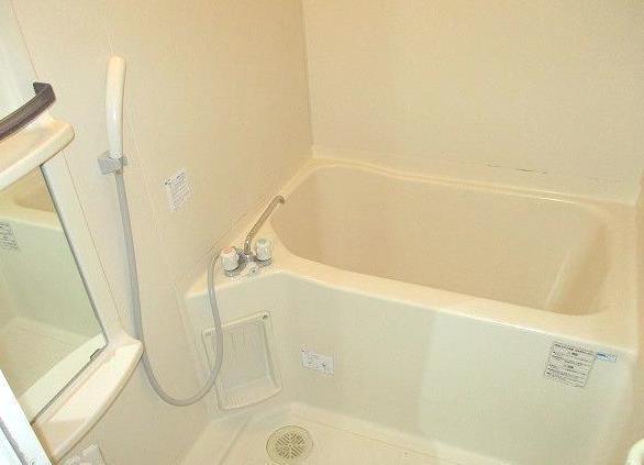 バス・シャワールーム　バス・トイレ別の間取りです