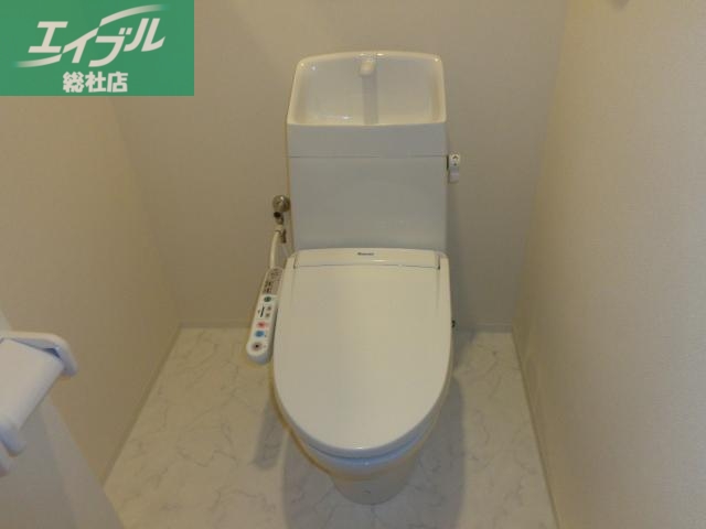 トイレ　シャワー付トイレ