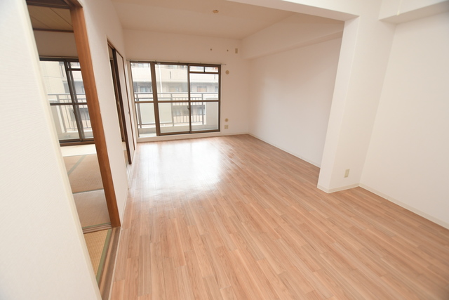 居室・リビング　リビング