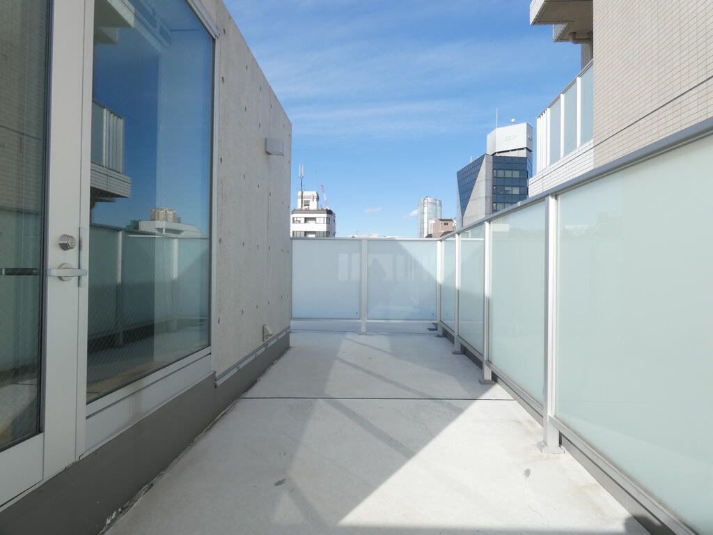 バルコニー　ルーフテラス