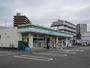 コンビニ　ファミリーマート一宮今伊勢駅前店（コンビニ）まで290m