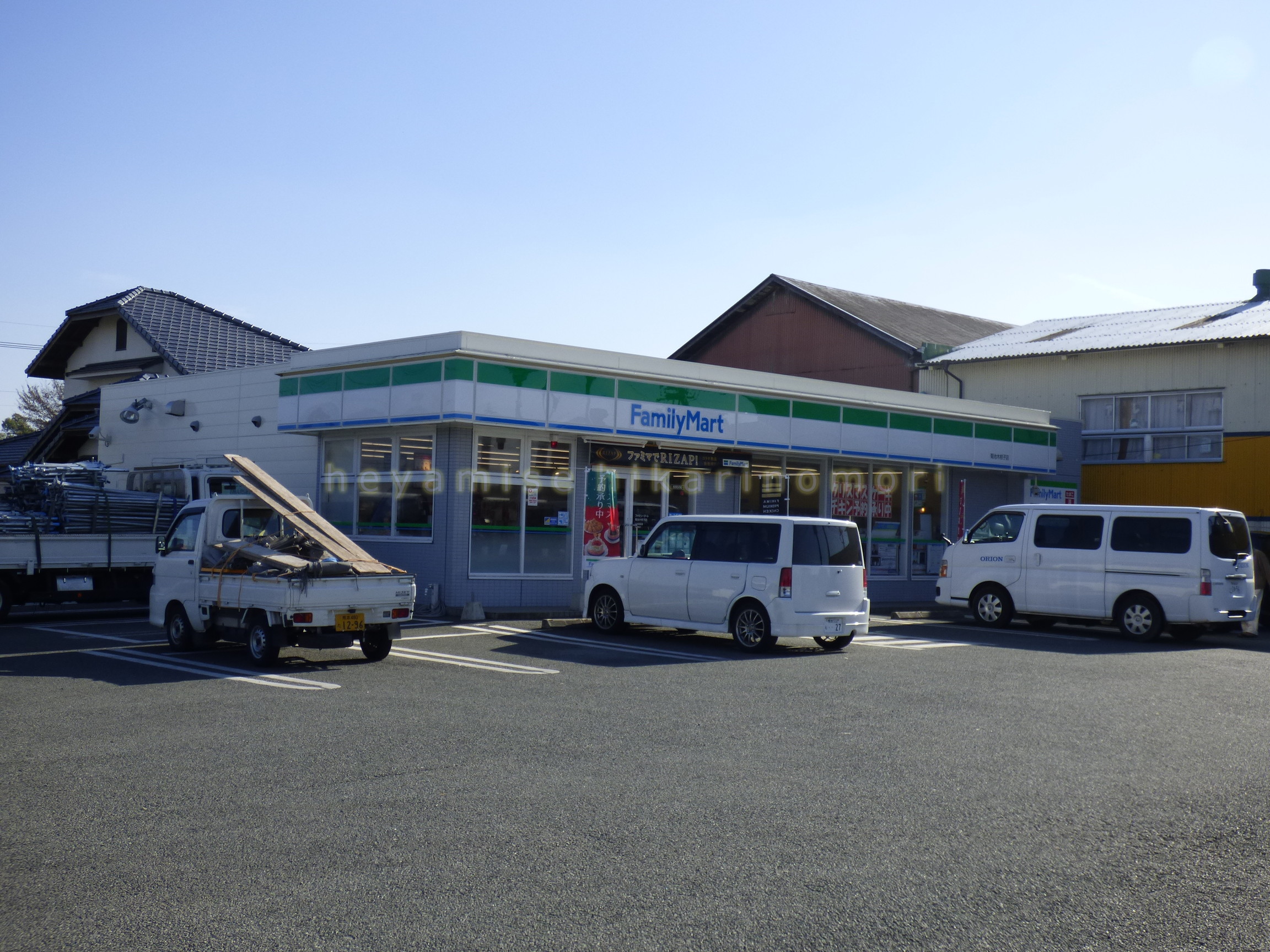 コンビニ　セブンイレブン泗水吉富店（コンビニ）まで880m