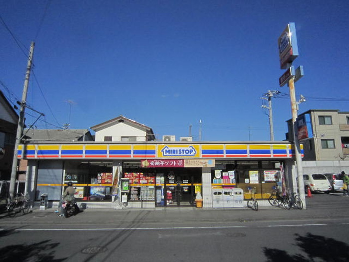 コンビニ　ミニストップ（コンビニ）まで449m