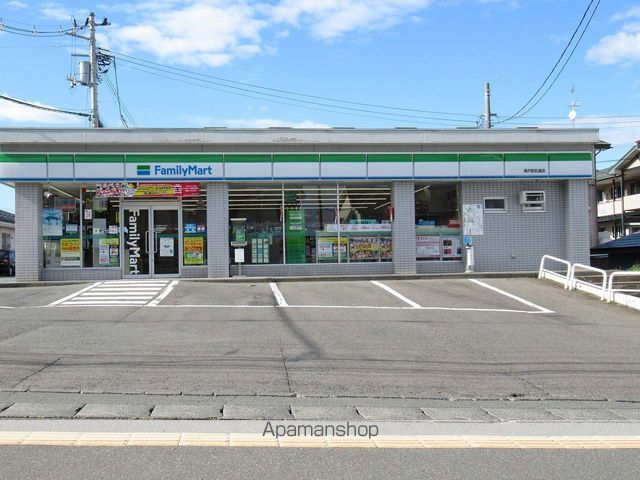 コンビニ　ファミリーマート（コンビニ）まで2387m