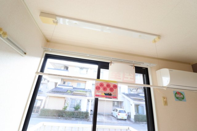 その他設備　室内物干し