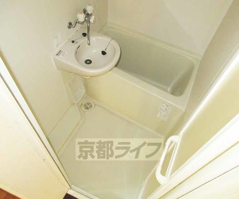 バス・シャワールーム　うれしいセパレートです