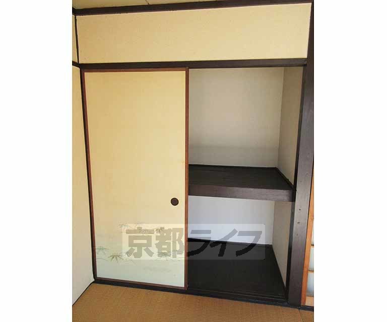 収納　広々収納スペースです