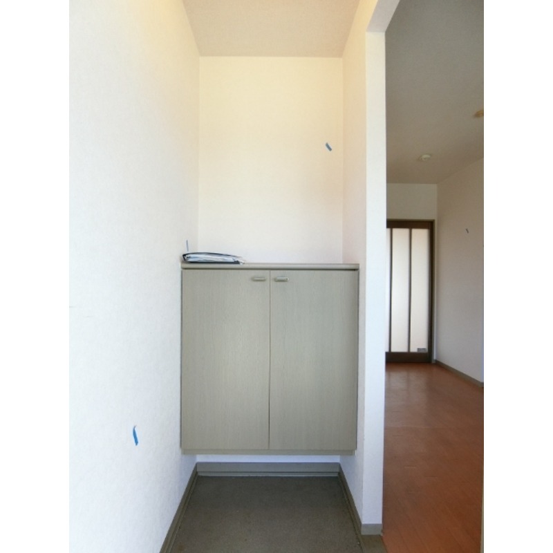 玄関　図面と現状に相違がある場合には現状を優先