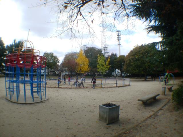 公園　公園（公園）まで400m