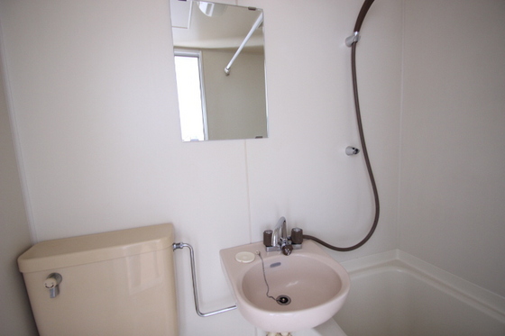 洗面設備　※別部屋の写真です