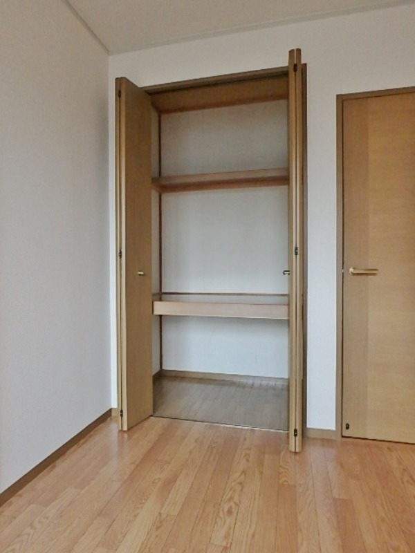 収納　図面と現状に相違がある場合には現状を優先