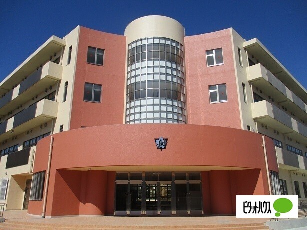 中学校　和歌山市立伏虎義務教育学校（中学校）まで178m