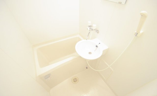 洗面設備　同物件、別号室の写真
