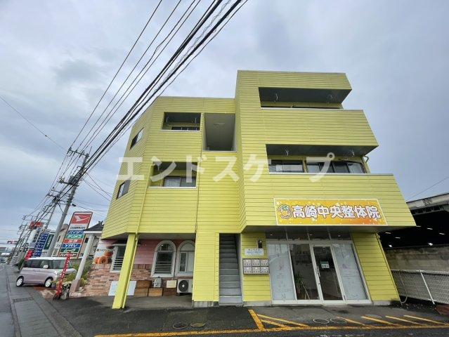 高崎市大八木町のマンションの建物外観