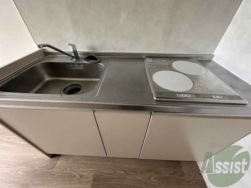 キッチン　キッチンはこちらのＩＨクッキングヒーター付きです。