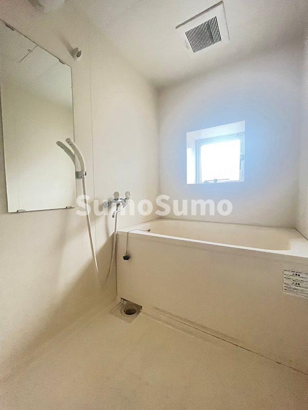 バス・シャワールーム　ゆったり過ごせるお風呂です