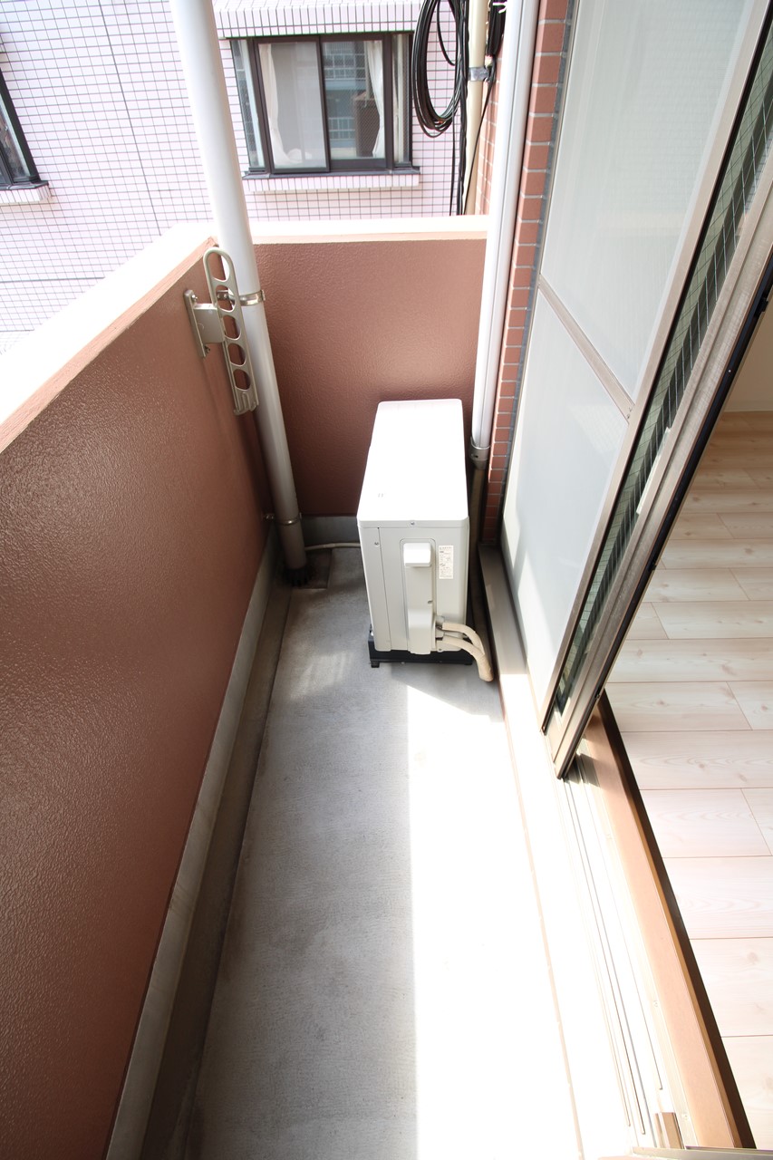 バルコニー　※同物件、別部屋になります。