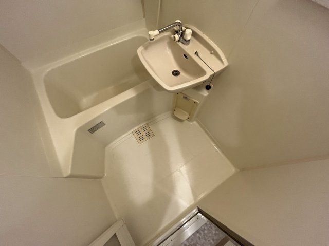 バス・シャワールーム　お風呂です