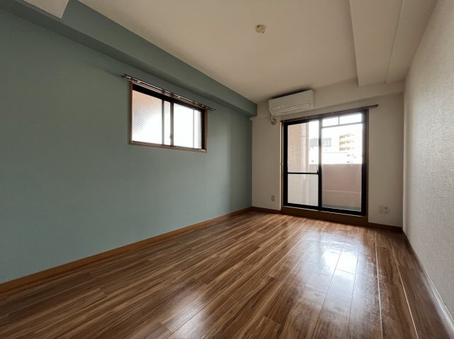 居室・リビング　ゆったりとした居間です