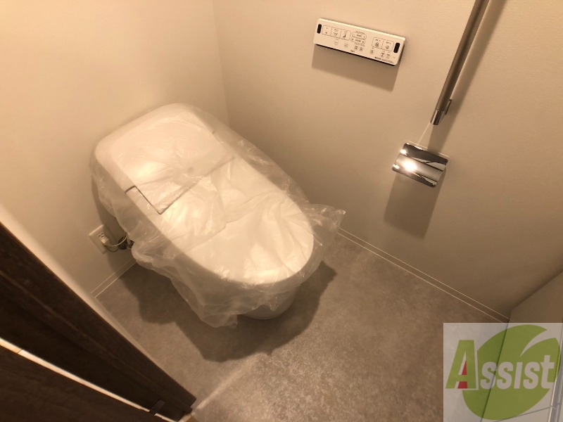 トイレ　シャワートイレになっているので快適です！