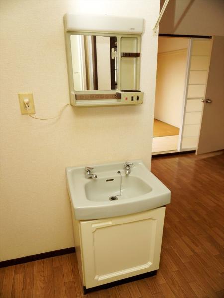 洗面設備　洗面所