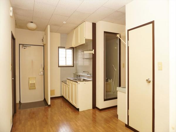 居室・リビング　内装