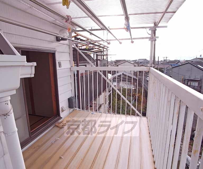 バルコニー　広ーいバルコニー