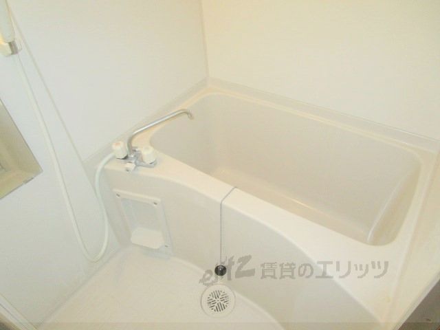 バス・シャワールーム　風呂