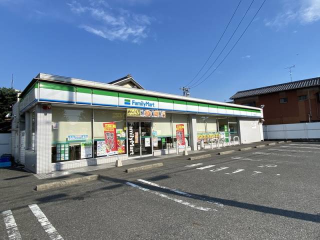 コンビニ　ファミリーマート清洲丸の内店（コンビニ）まで395m