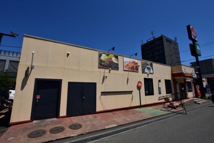 飲食店　ガスト札幌西野店（飲食店）まで716m