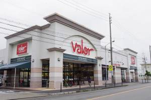 スーパー　バロー港栄店（スーパー）まで364m