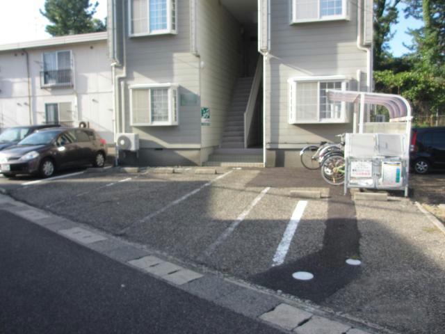 駐車場　駐車場