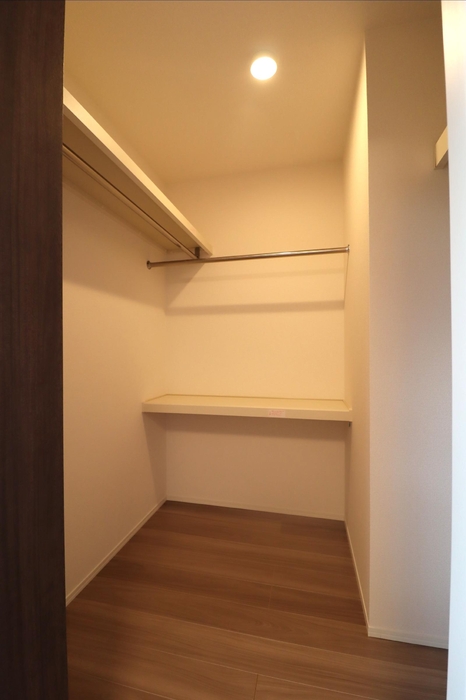 収納　ウォークインクローゼット