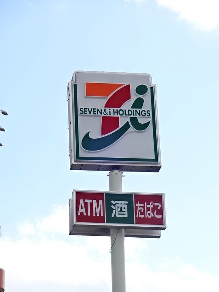コンビニ　セブンイレブン札幌北17条店（コンビニ）まで206m