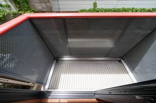 バルコニー　※別号室の写真となります。