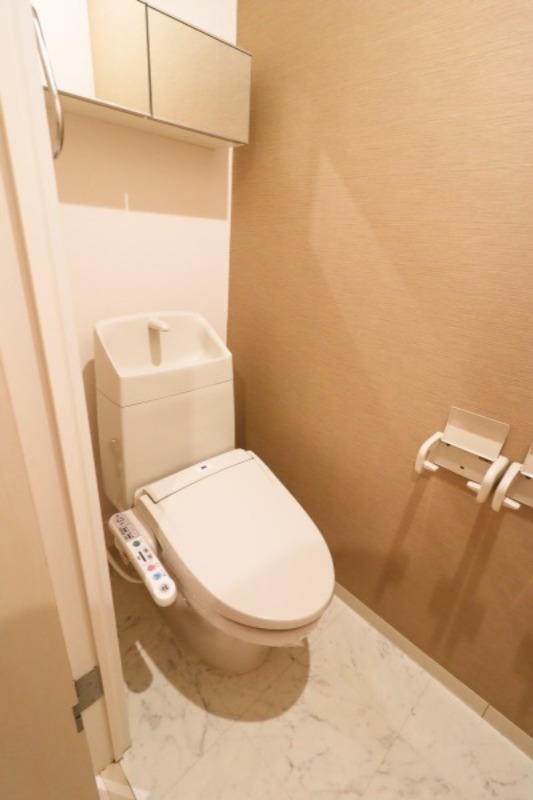 トイレ　図面と現状に相違がある場合には現状を優先