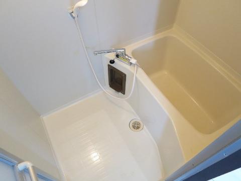 居室・リビング　室内