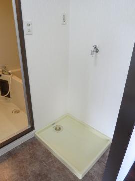 居室・リビング　室内