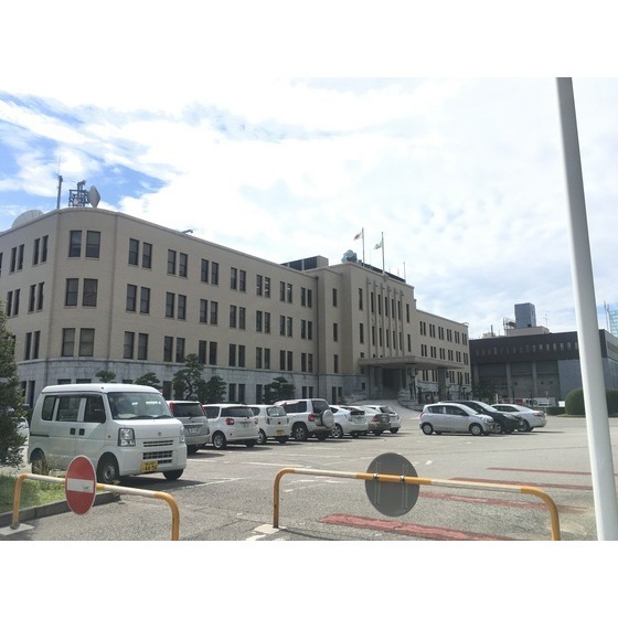 役所　富山県庁（役所）まで4247m