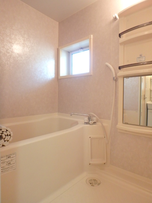 バス・シャワールーム　図面と現状に相違がある場合には現状を優先