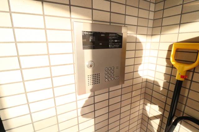 ロビー　安心のオートロック★