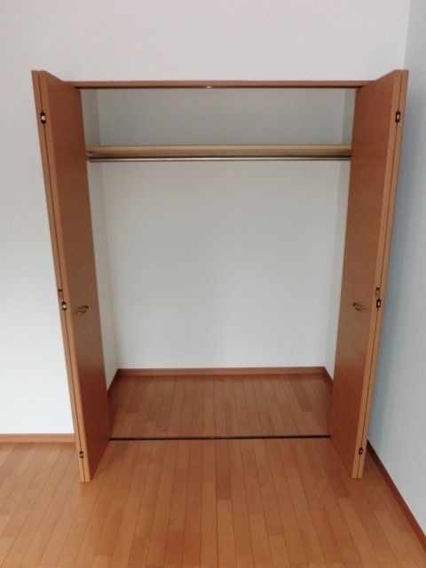 収納　洋室の広々としたクローゼットです。