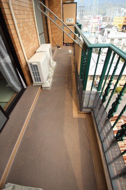 バルコニー　同物件別室です