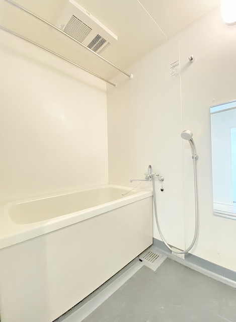 バス・シャワールーム　浴室乾燥